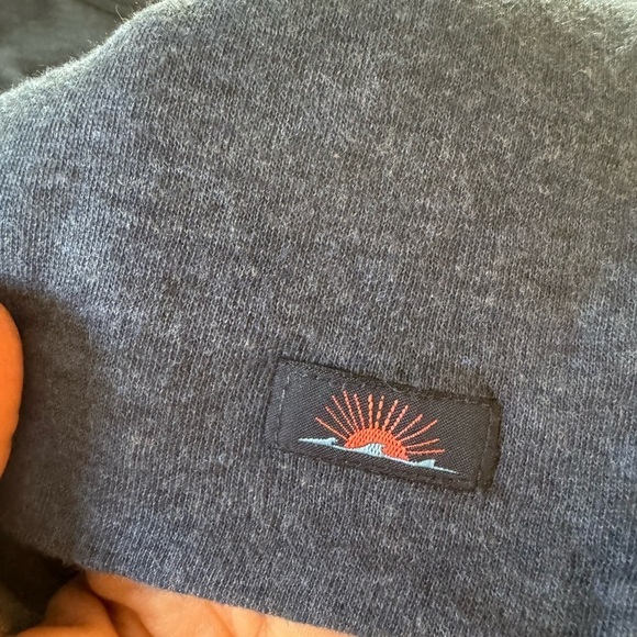 FAHERTY cloud reversible crew shirt in medium M grey heather / navy cream - Picture 11 of 17